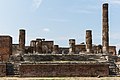 3283) Le temple de Jupiter, vu du forum, Pompéi, Italie. , 31 décembre 2015