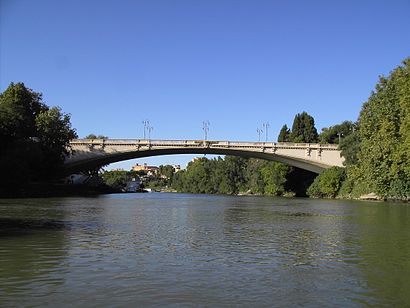 How to get to Lungotevere Guglielmo Oberdan with public transit - About the place