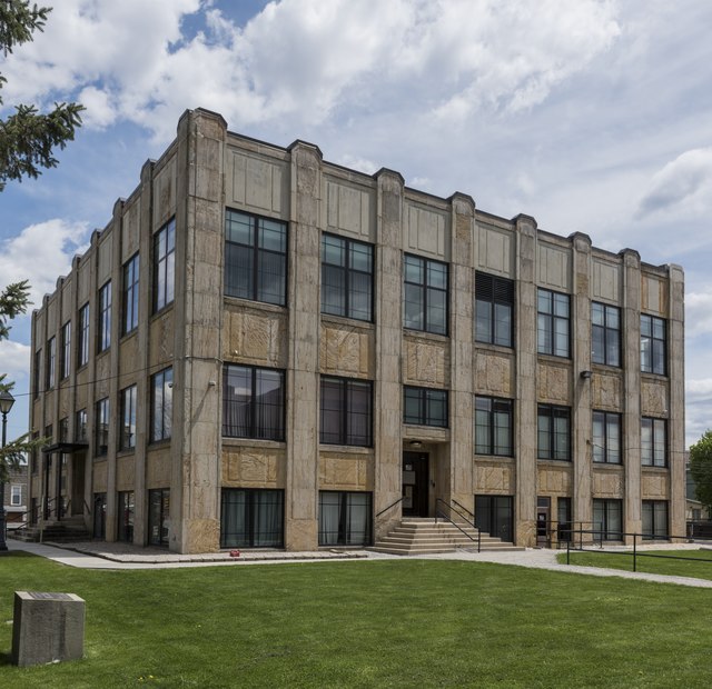 Image: lossy page 1 The Preston County Courthouse in Kingwood, West Virginia LCCN2015631570.tif