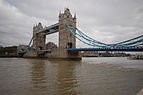 Tower Bridge London RalfR 2.jpg