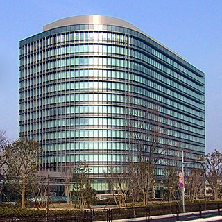 Toyota Motor Corporation (яп. トヨタ自動車株式会社 тоёта дзидо:ся кабусики-гайся, TYO: 7203.T) — крупнейшая японская автомобилестроительная корпорация, также предоставляющая финансовые услуги и имеющая несколько дополнительных направлений в бизнесе. Является крупнейшей автомобилестроительной публичной компанией в мире, а также крупнейшей публичной компанией в Японии. Главный офис компании находится в городе Тоёта, префектура Айти, Япония. Компания занимает 6 место в Fortune Global 500.