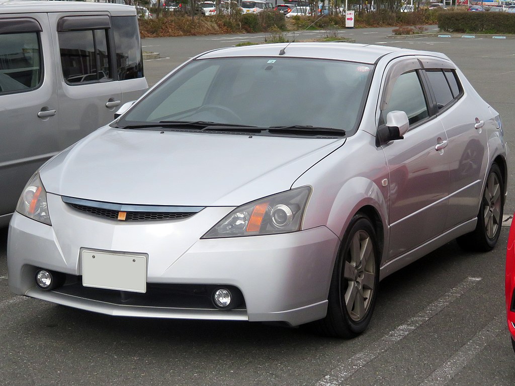 File:Toyota WiLL VS 1.8VVTL-i 2WD (TA-ZZE128) front.jpg - Wikimedia Commons