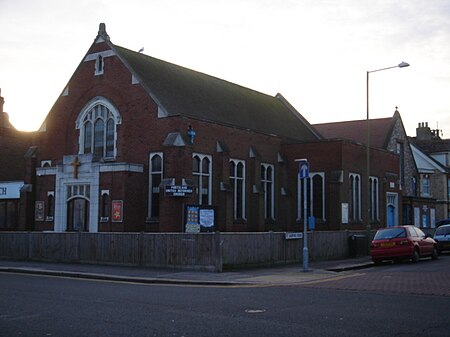 URC, Portslade 01