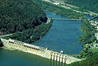 Bluestone Lake reservoir located on the New River near Hinton, West Virginia