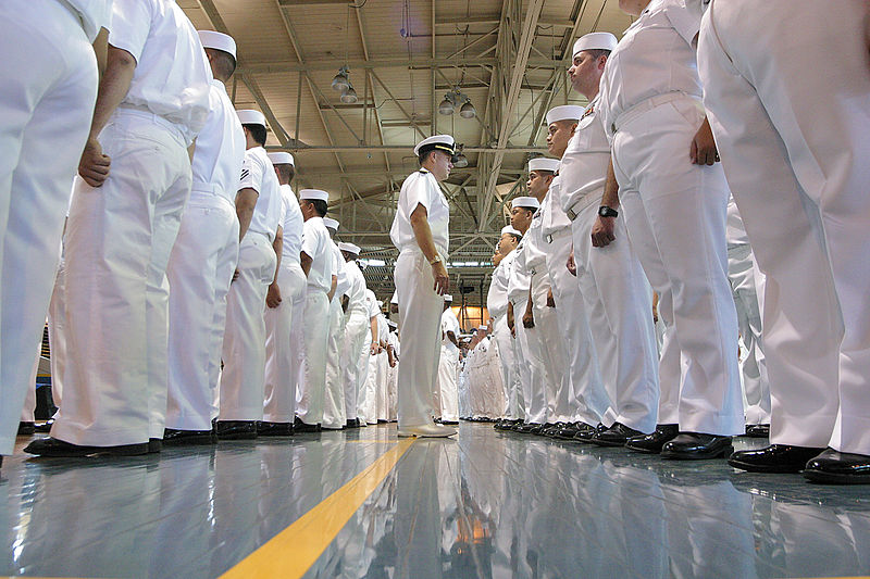 File:US Navy 021011-N-3228G-006 Personnel inspection aboard Naval Station Pearl Harbor.jpg