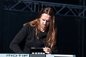 VSpectrum-Kamelot-Oliver Palotai-0419.jpg