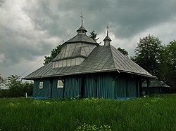 Церква в селі Валява