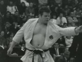 <span class="mw-page-title-main">Vitali Kuznetsov (judoka)</span> Russian judoka (1941–2011)