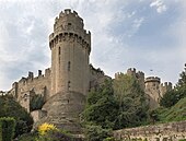 Warwick Castle - Caesars Tower 2016.jpg