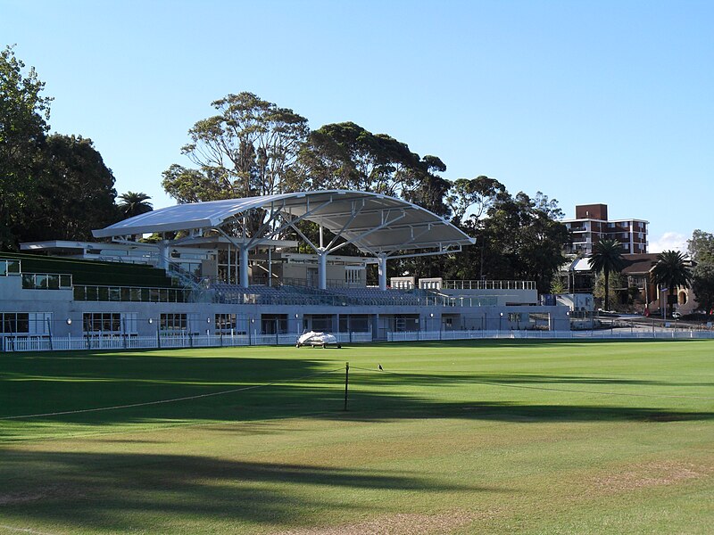 File:Waverley Oval Feb 2012.JPG