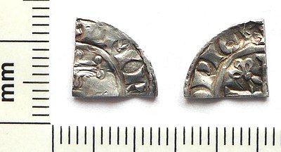 A cut farthing of William the Conqueror William I silver cut farthing (FindID 458564).jpg