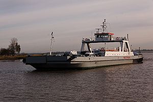 Wischhafen (Ship) 2011-by-RaBoe-13.jpg