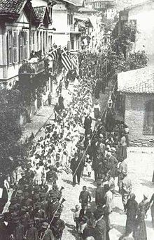 Yunan Ordusunun Panormos (Bandırma) girişi 1919.jpg