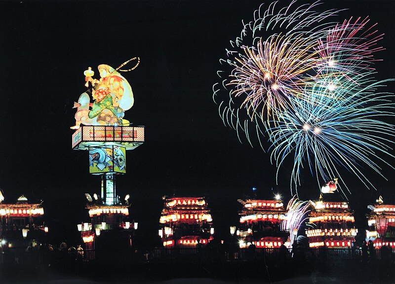 File:飯田町燈籠山祭り3.jpg