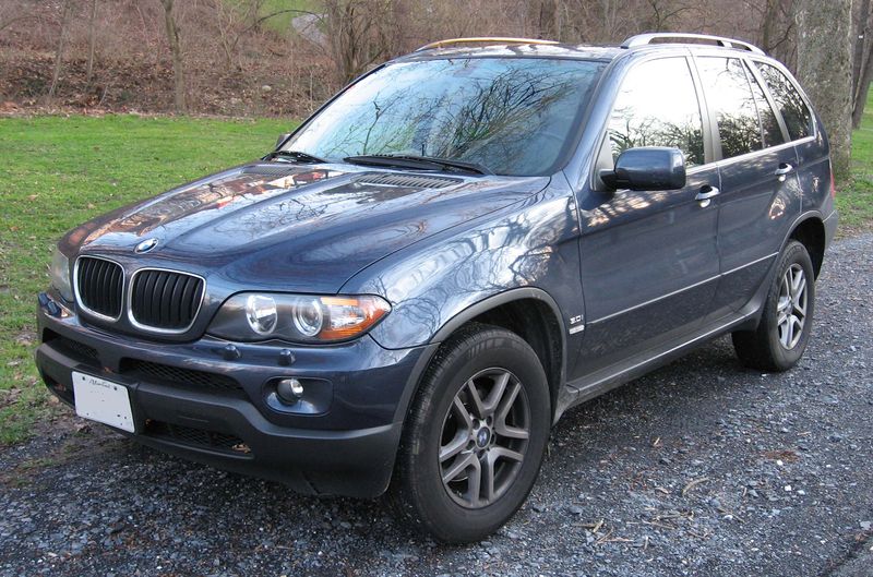 File:04-06 BMW X5.jpg