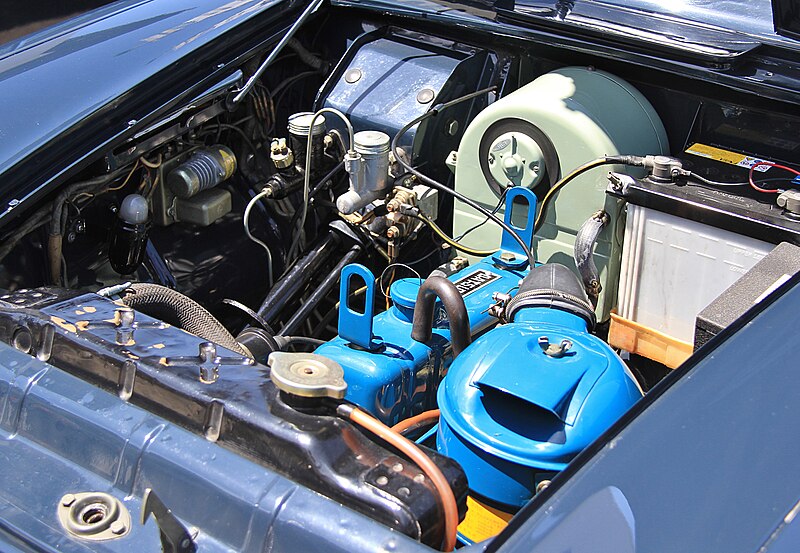 File:1959 Datsun 1000 211 engine.jpg