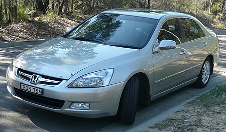 ไฟล์:2006-2008_Honda_Accord_V6_sedan_02.jpg