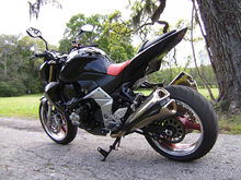 Kawasaki Z1000 - Wikipedia
