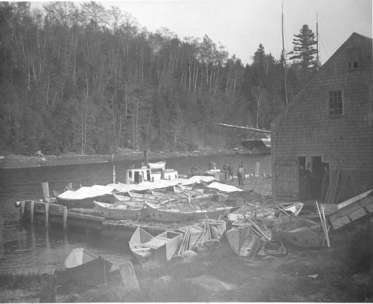 File:Agnes cars at Lock Sluce Co. dock, May 1896 (15876260081).jpg