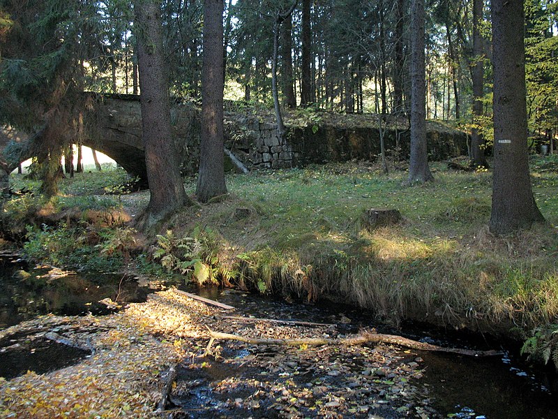 File:Akvadukt Chřibská 2018 (31).jpg