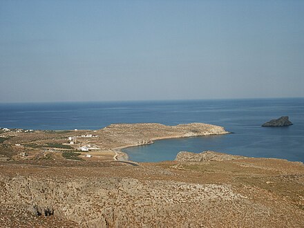 Kefali island (right in the picture) Anavatis.jpg