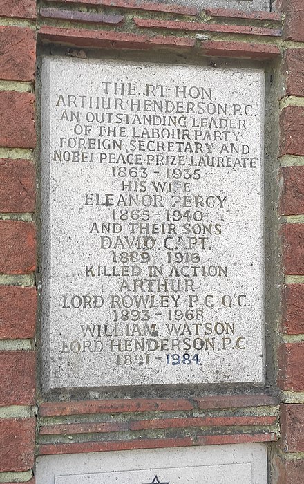 Plaque dedicated to Henderson, his wife and sons at Golders Green Crematorium