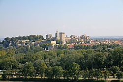 Avignon, Rocher des Doms et Palais des Papes by JM Rosier.jpg