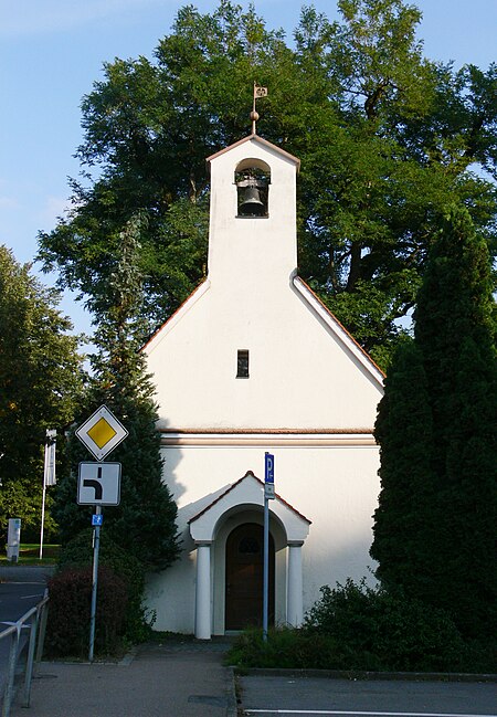 BadWaldsee Friedhofskapelle 1.jpg