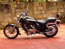 Bajaj Avenger 220.jpg