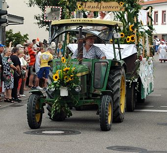 John Deere 930