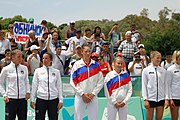 Deutsch: Beachvolleyball bei den Olympischen Jugendspielen 2018; Tag 11, 17. Oktober 2018; Mädchen, Medaillenzeremonie - Gold: Russland (Maria Woronina & Maria Botscharow), Silber: Italien (Claudia Scampoli & Nicol Bertozzi), Bronze: Norwegen (Emilie Olimstad & Frida Berntsen) English: Beach volleyball at the 2018 Summer Youth Olympics at 17 October 2018 – Girls Victory ceremony - Gold: Russia (Maria Voronina & Maria Bocharov), Silber: Italy (Claudia Scampoli & Nicol Bertozzi), Bronze: Norway (Emilie Olimstad & Frida Berntsen)