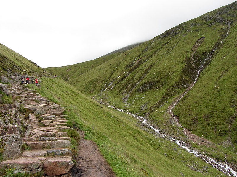 File:Ben Nevis path beside the valley of the Red Burn - geograph.org.uk - 3071736.jpg