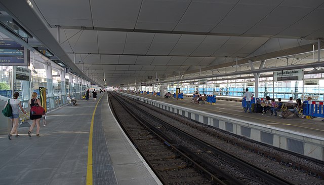 Blackfriars new cross-river platforms