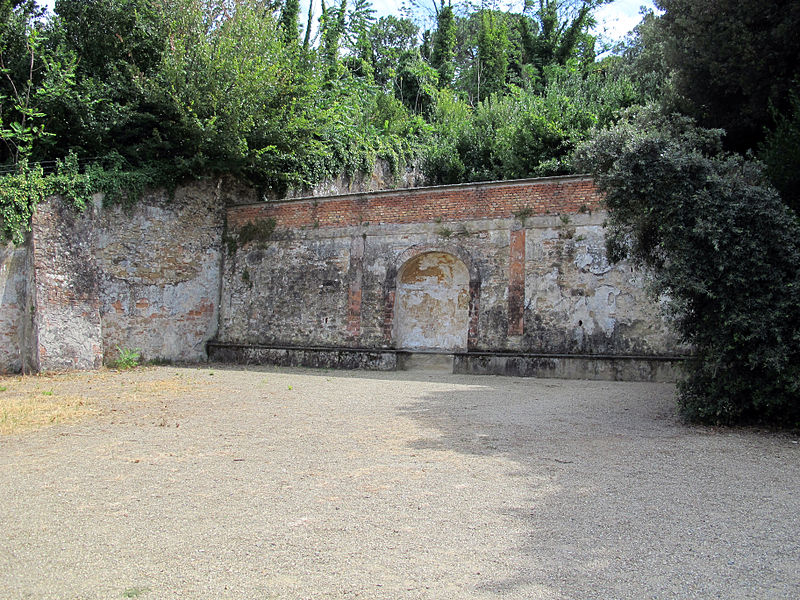 File:Boboli, terrazza a nord 01.JPG