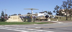 C-141A Travis AFB (4863745533).jpg