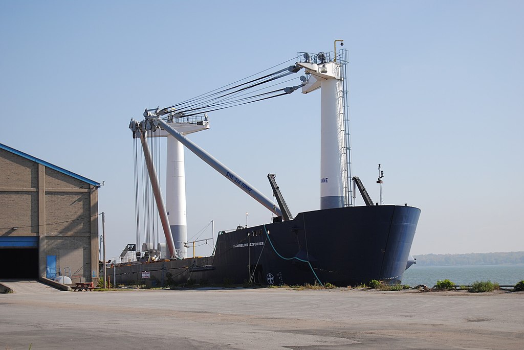 Piede di porco -barra mina -palanchino- leva in acciaio" 1024px-Cargo-ship-1381020740tOi