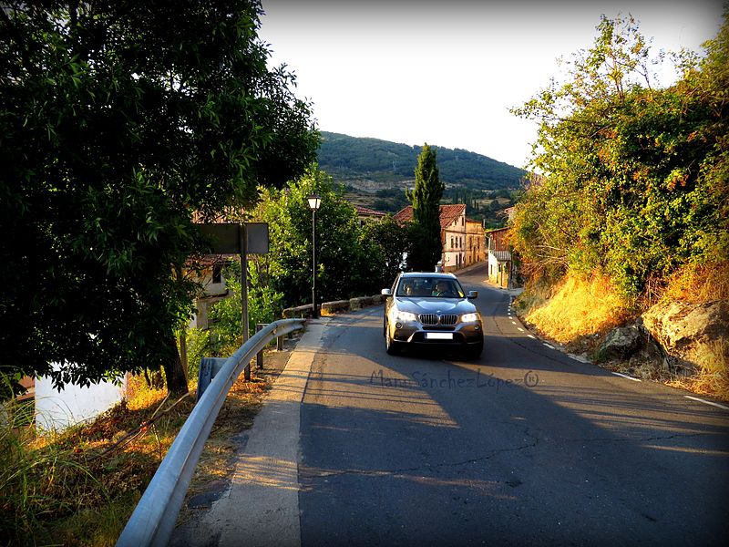 File:Carretera hacia La Estación.jpg