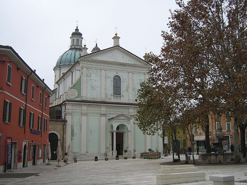 File:Castiglione delle Stiviere - Basilica di S.Luigi.jpg