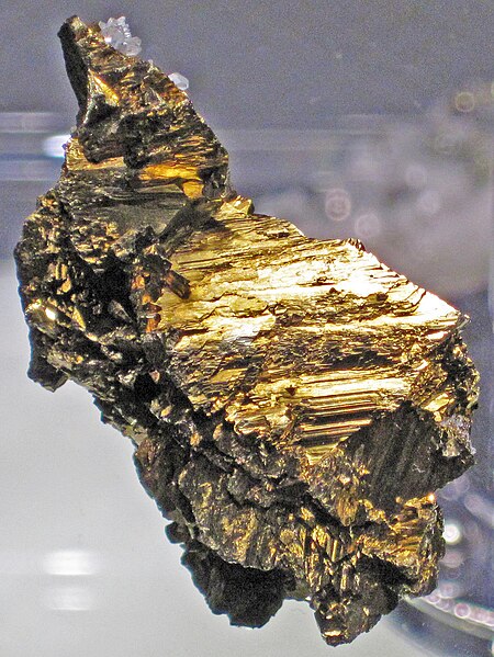 File:Chalcopyrite (Kazakhstan) 4.jpg