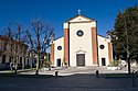 Chiesa e piazza San Lorenzo.jpg