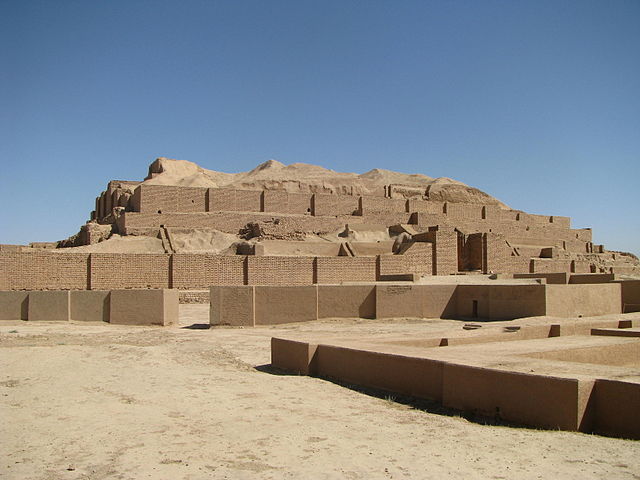 Chogha Zanbil (14th-13th century BC), an ancient Elamite complex in Khuzestan, built by Untash-Napirisha. UNESCO World Heritage Site.