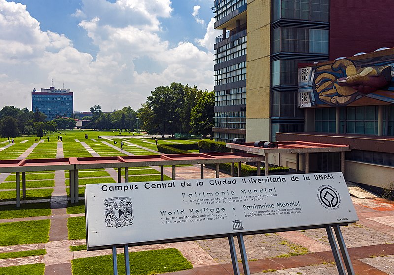 File:Ciudad Universitaria UNESCO World Heritage Site plaque.jpg