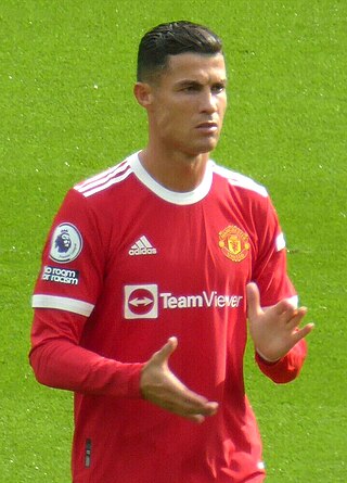 Blue on X: Cristiano Ronaldo con la tercera camiseta del Manchester  United.  / X