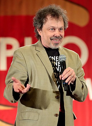 <span class="mw-page-title-main">Curtis Armstrong</span> American actor and singer