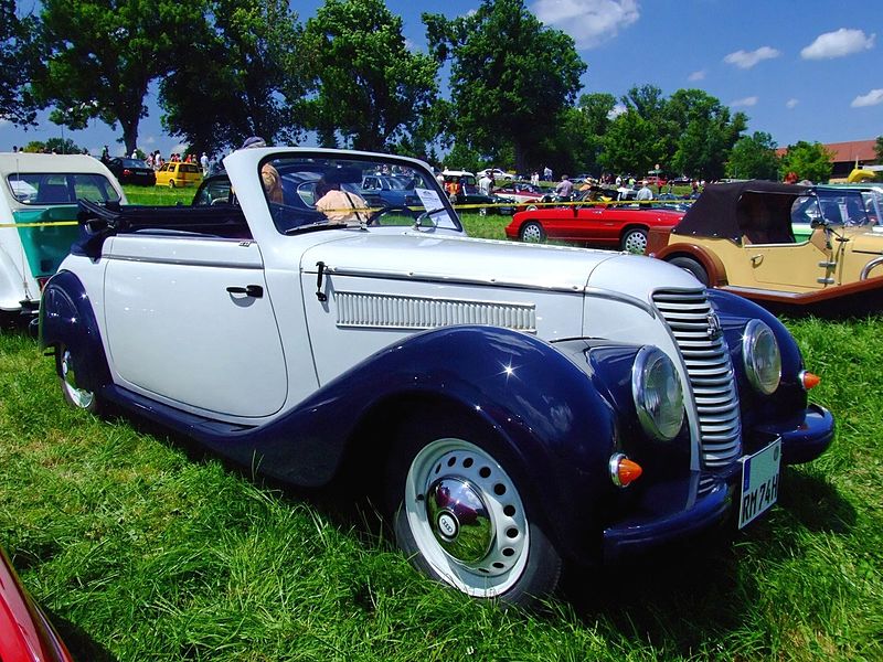 Der DKW F8 800px-DKW_F8_Cabrio_20PS_1940_1