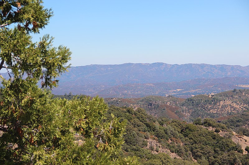 File:Diablo Range from Mt Hamilton, Aug 2019.jpg