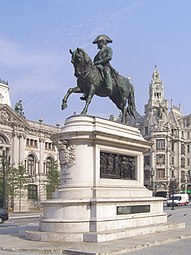 Monument à Pierre IV du Portugal, Porto (1866).