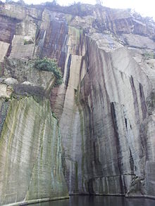 Donghu Quarry 02.jpg