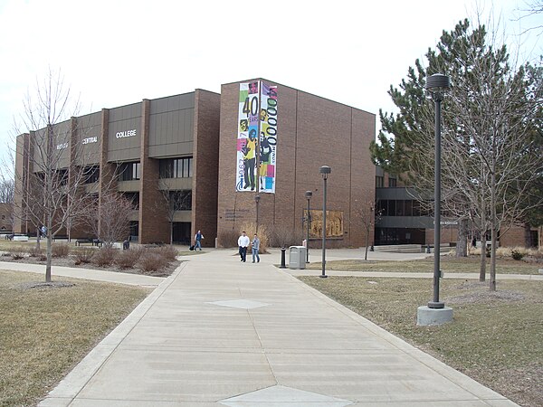 Library and Administration building of Illinois Central College