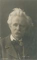 Edvard Grieg (ca. 1900) dirigerte Cæciliaforeningen i egne verker i 1891. Foto: Karl Anderson